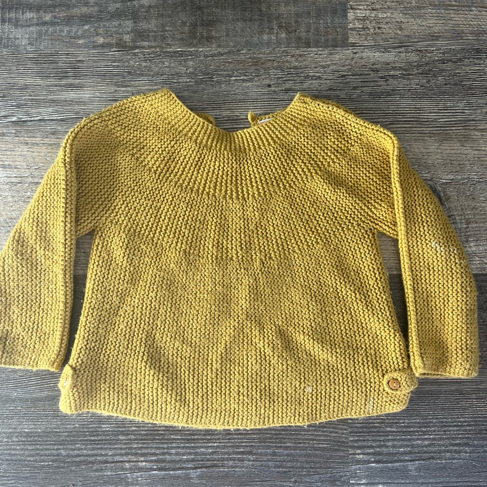 Yellow Zara Girls Knit sweater!